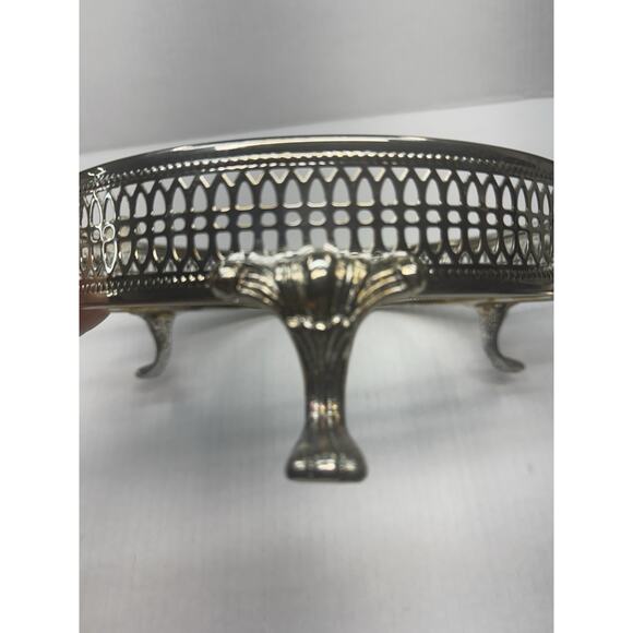 Vintage Silver Plated Serving Dish With 1.5 QT Pyrex Ovenproof Bowl - Picture 7 of 9